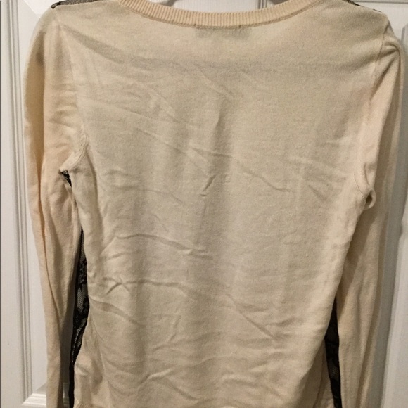 Jennifer Lopez Lace Sweater - Picture 2 of 3